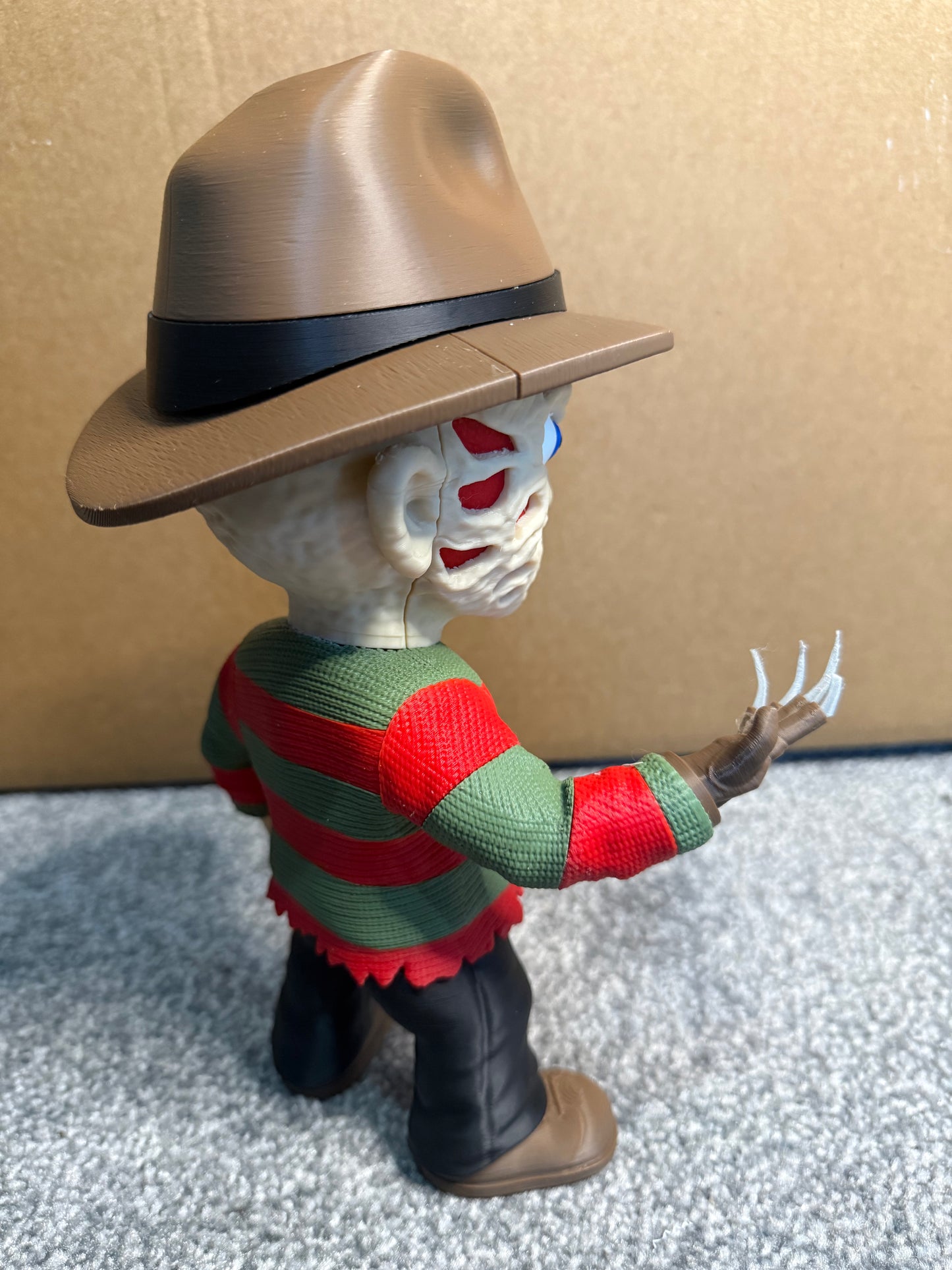 Freddy Krueger 25cm Display Piece